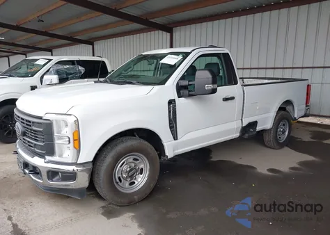 2023 Ford F-250 Xl z USA, uszkodzony, nr VIN 1FTBF2AA5PEC14358